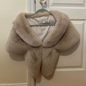 Beautiful Faux Fur Shrug - NWOT
